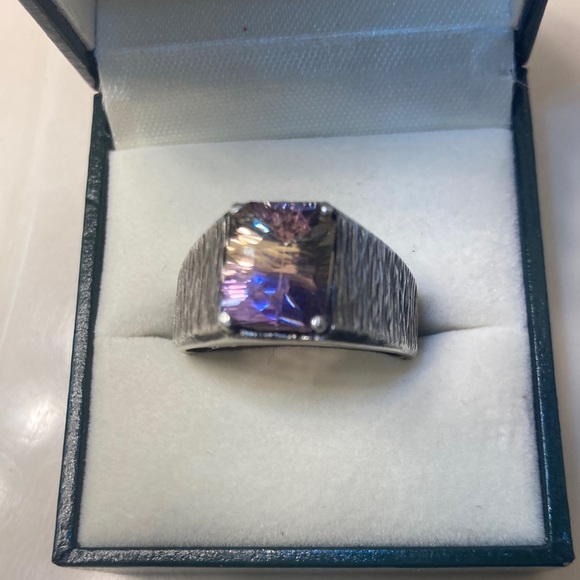 Other - Vintage Unisex Mystic Amethyst Ring
